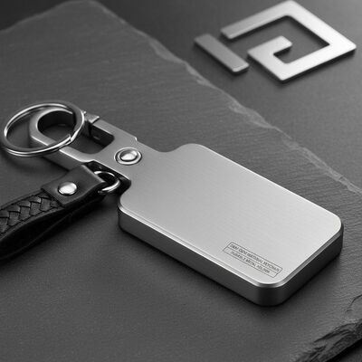 Giá tốt Máy cầm keychain kim loại bền OEM ODM vật liệu Keychain phụ kiện cho thương hiệu công ty và khắc logo tùy chỉnh trực tuyến