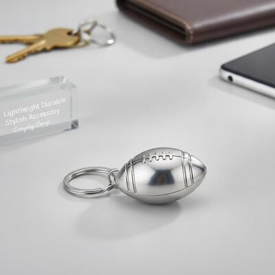 Giá tốt Chiếc nhẫn chia cắt Keychain kim loại dễ thương hình bóng đá 15 gram trọng lượng nhẹ Đứng bền Phụ kiện phong cách phù hợp để mang theo hàng ngày trực tuyến